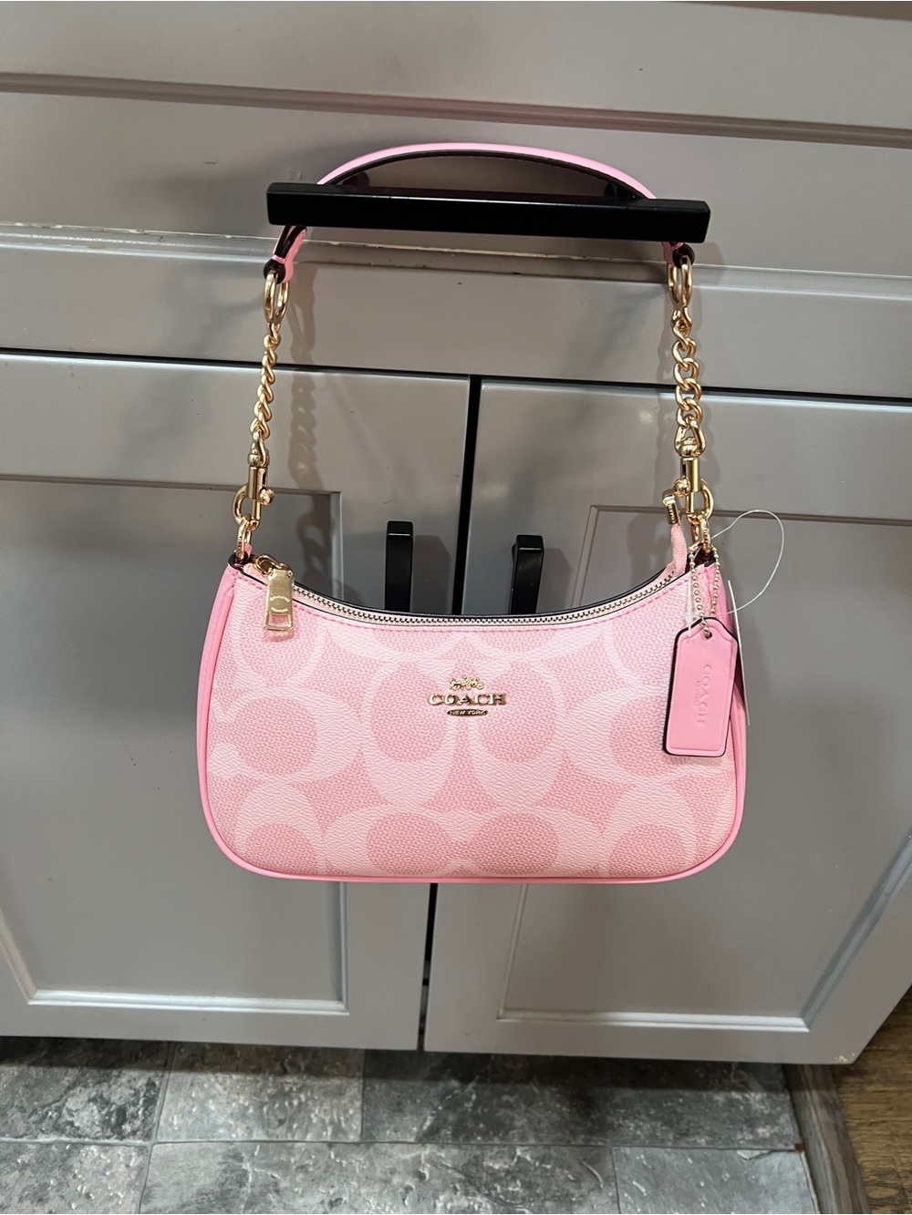 COACH Pink Signature Teri Shoulder bag - Picture 4 of 6